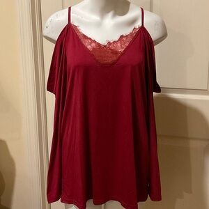 Yoins Red Lace Trim Cami Cold Shoulder Top. NWT. Medium
